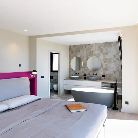 Cosettte Vicenc بيت للعطل *